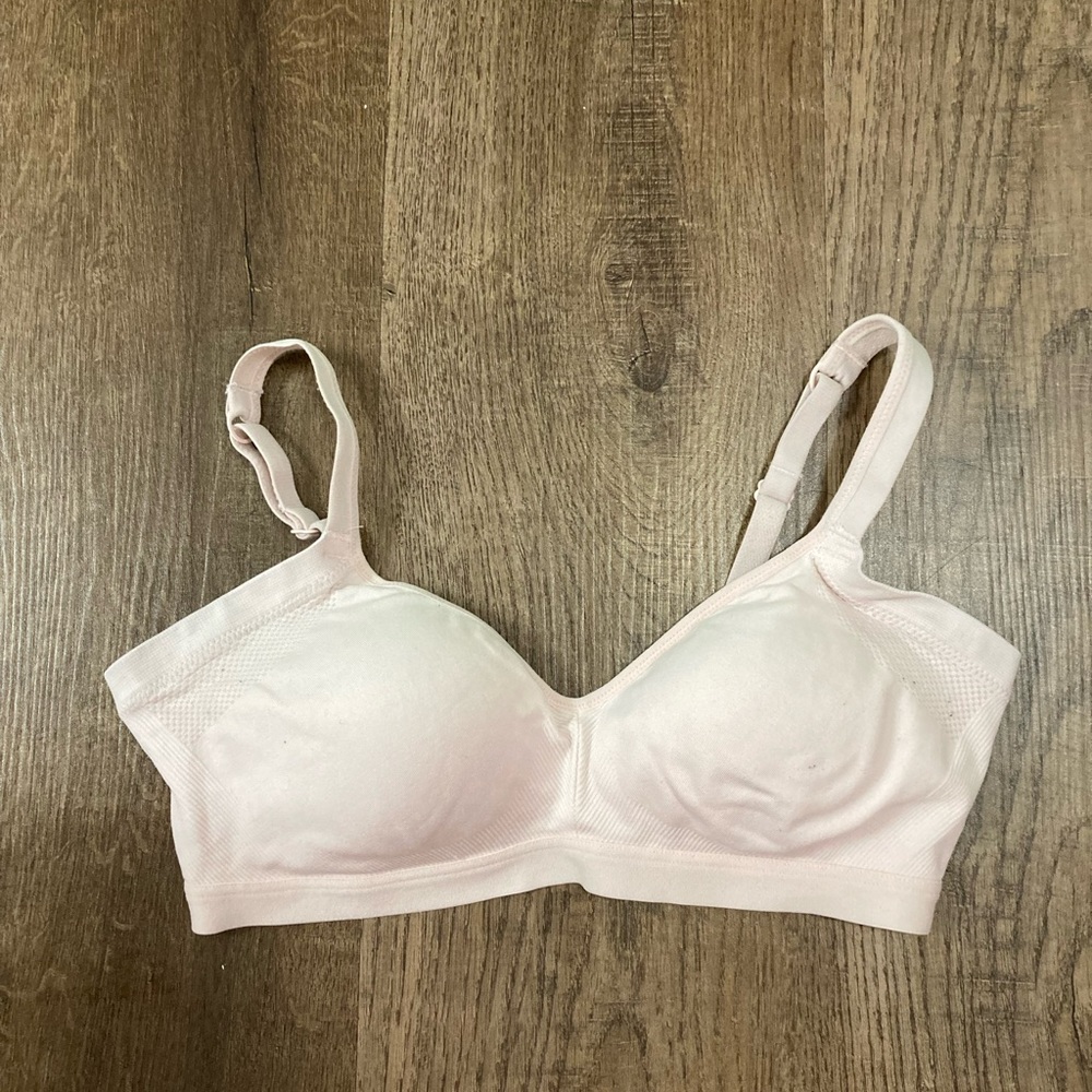 Warner's Light Pink Wireless Seamless Bra